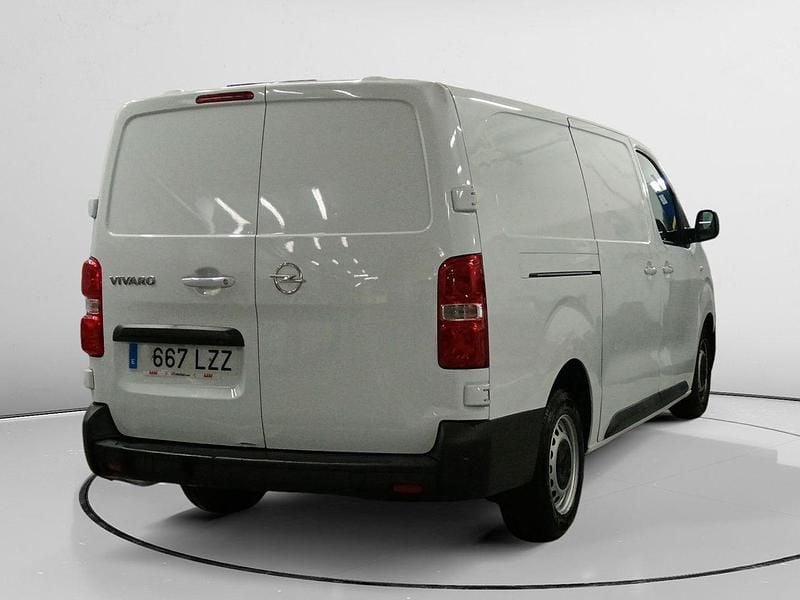 Usado Opel Vivaro 102 CV (75 kW) 2022 Blanco Monovolumen