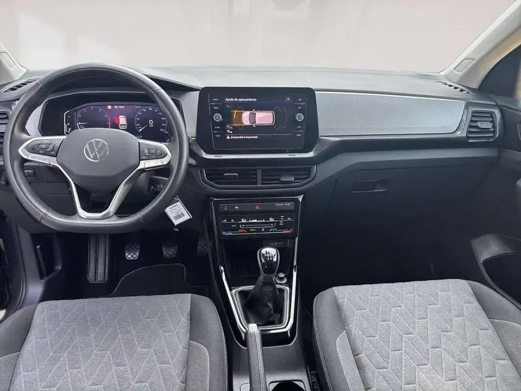 Usado VW T-Cross R-line 116 CV (85 kW) 2025 Gris SUV