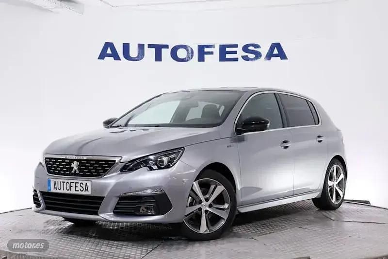 Plateado Usado 2018 Peugeot 308 GT-line Utilitario | 11.850 € (Un poco caro) - Imagen 1/4