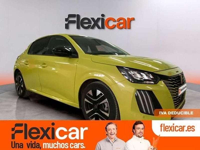 Usado Peugeot 208 Allure 101 CV (74 kW) 2025 Verde Utilitario