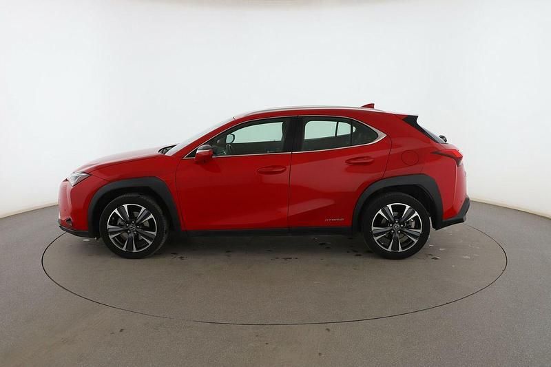 Usado Lexus UX 250h 184 CV (135 kW) 2022 Rojo SUV