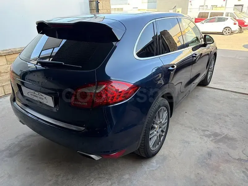 Usado Porsche Cayenne 400 CV (294 kW) 2012 Azul SUV