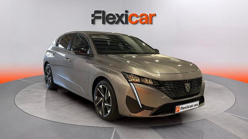 Usado Peugeot 308 Allure 131 CV (96 kW) 2024 Gris Berlina