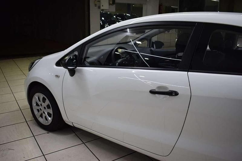Usado Kia Rio 86 CV (63 kW) 2014 Utilitario