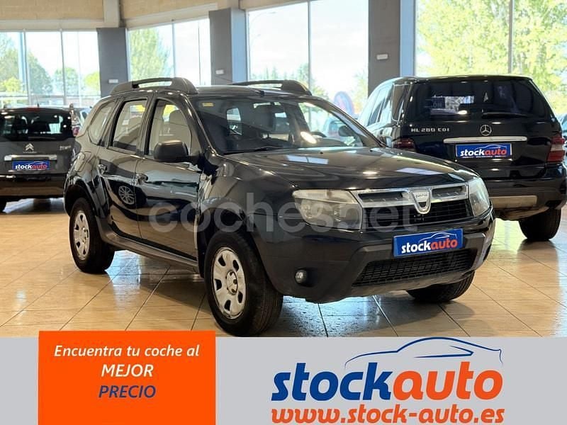 Negro Usado 2011 Dacia Duster Lauréate SUV | 10.900 € (Caro) - Imagen 1/4