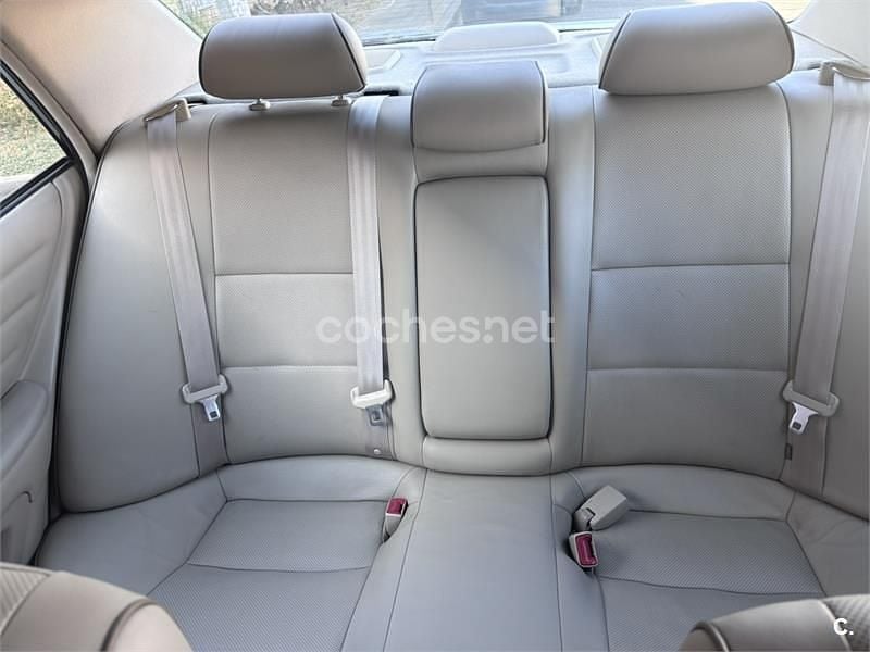 Usado Lexus IS200 Luxury Line 155 CV (114 kW) 2004 Azul Berlina