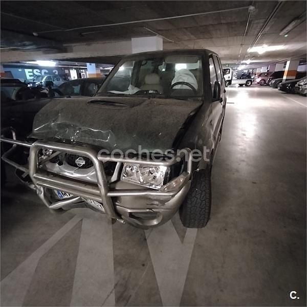 Verde Usado 2000 Nissan Terrano Comfort SUV | 4200 € (Super precio) - Imagen 1/4