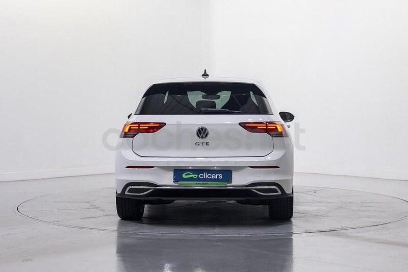 Usado VW Golf VIII GTE 245 CV (180 kW) 2021 Blanco Berlina