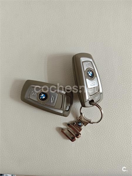 Negro Usado 2013 BMW 318 Familiar | 8500 € (Precio justo) - Imagen 1/4