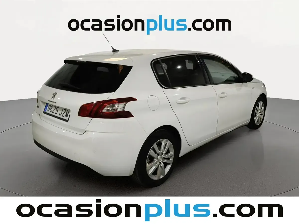 Usado Peugeot 308 Style 110 CV (80 kW) 2017 Blanco Berlina
