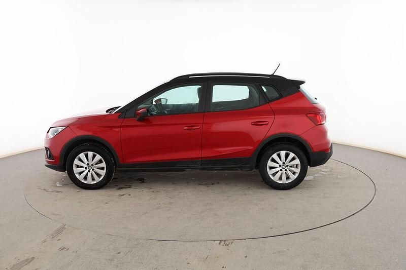Usado Seat Arona Style 115 CV (84 kW) 2018 Rojo SUV