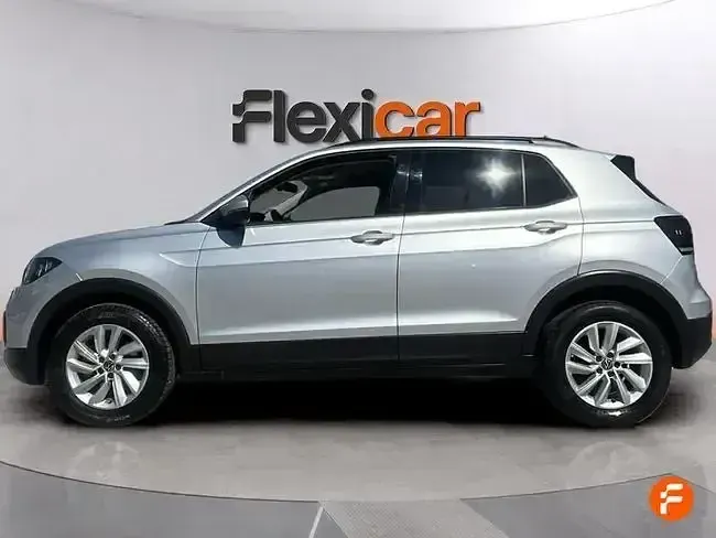 Usado VW T-Cross Advance 95 CV (69 kW) 2022 Gris SUV