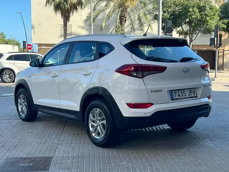Usado Hyundai Tucson 131 CV (96 kW) 2016 Blanco SUV