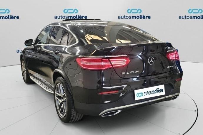 Usado Mercedes GLC250 204 CV (150 kW) 2018 Negro Coupe