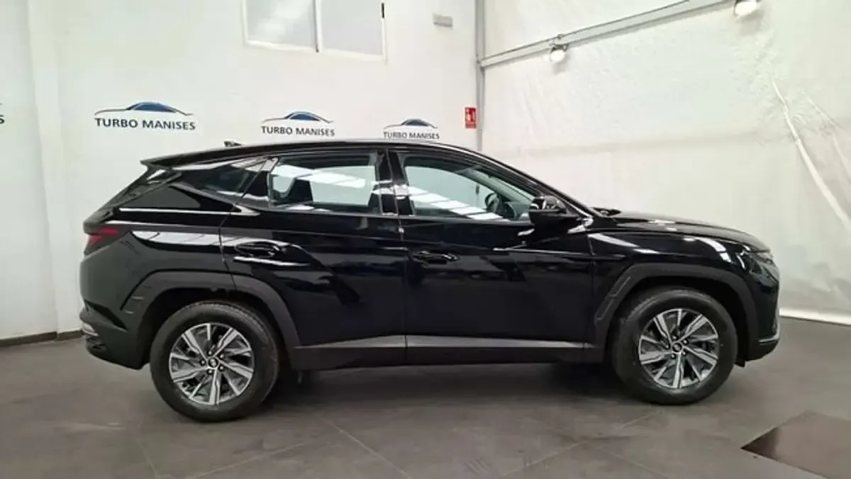 Usado Hyundai Tucson 116 CV (85 kW) 2024 Negro SUV