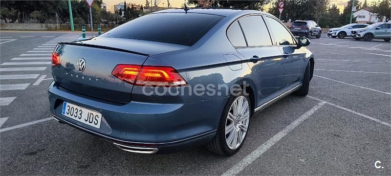 Usado VW Passat Edition 150 CV (110 kW) 2015 Azul Berlina