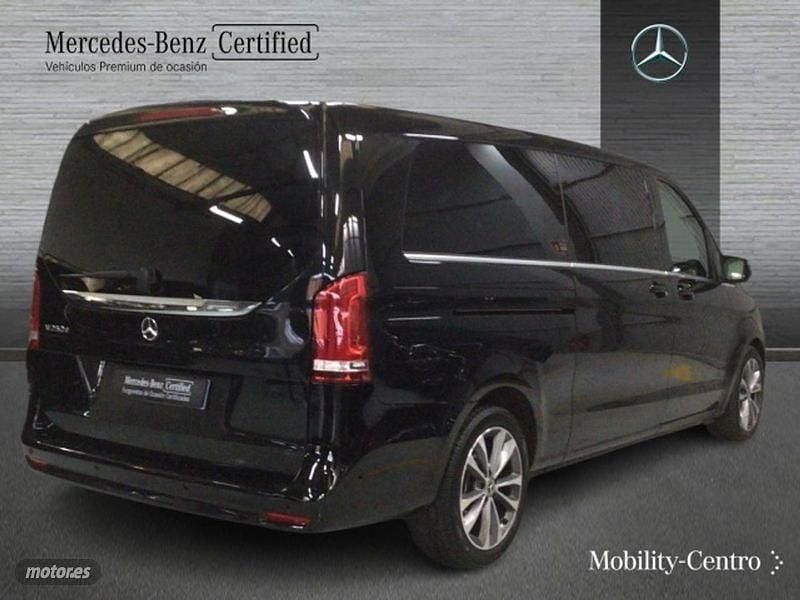 Usado Mercedes V250 Avantgarde 2024 Negro Monovolumen