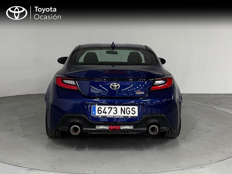 Usado Toyota GR86 234 CV (172 kW) 2023 Blanco Coupe
