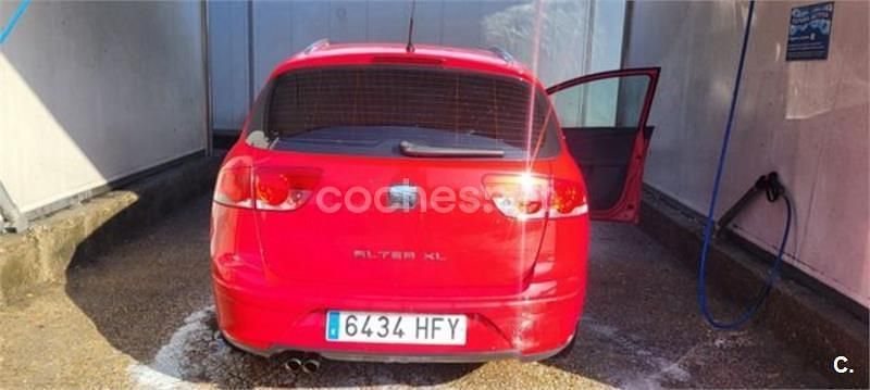 Rojo Usado 2011 Seat Altea XL Style Monovolumen | 5800 € (Precio justo) - Imagen 1/2