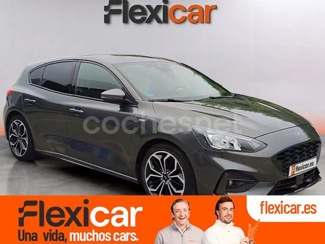 Gris / plata Usado 2021 Ford Focus ST-Line Berlina | 17.990 € (Precio justo) - Imagen 1/4
