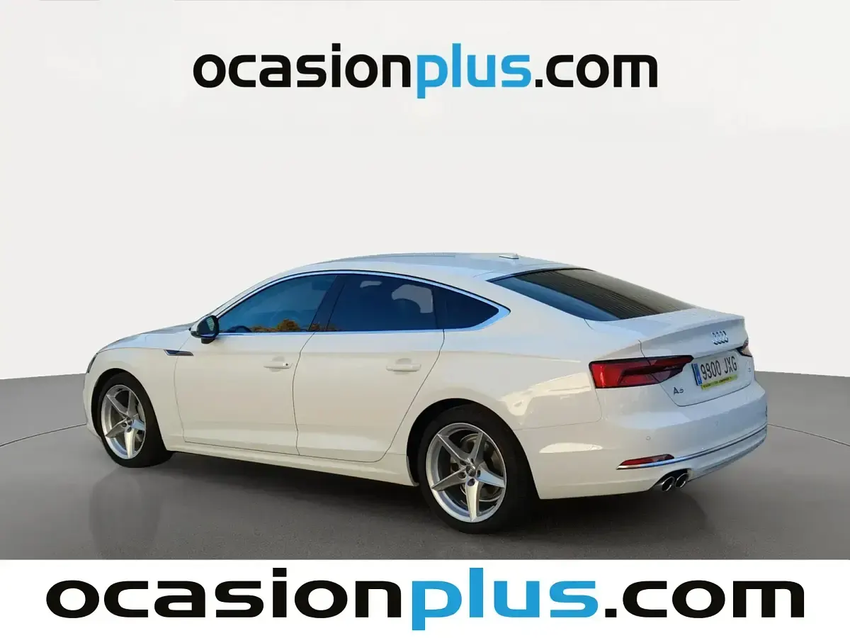 Käytetty Audi A5 Sport 190 HP (139 kW) 2017 Valkoinen Coupe - kaksiovinen