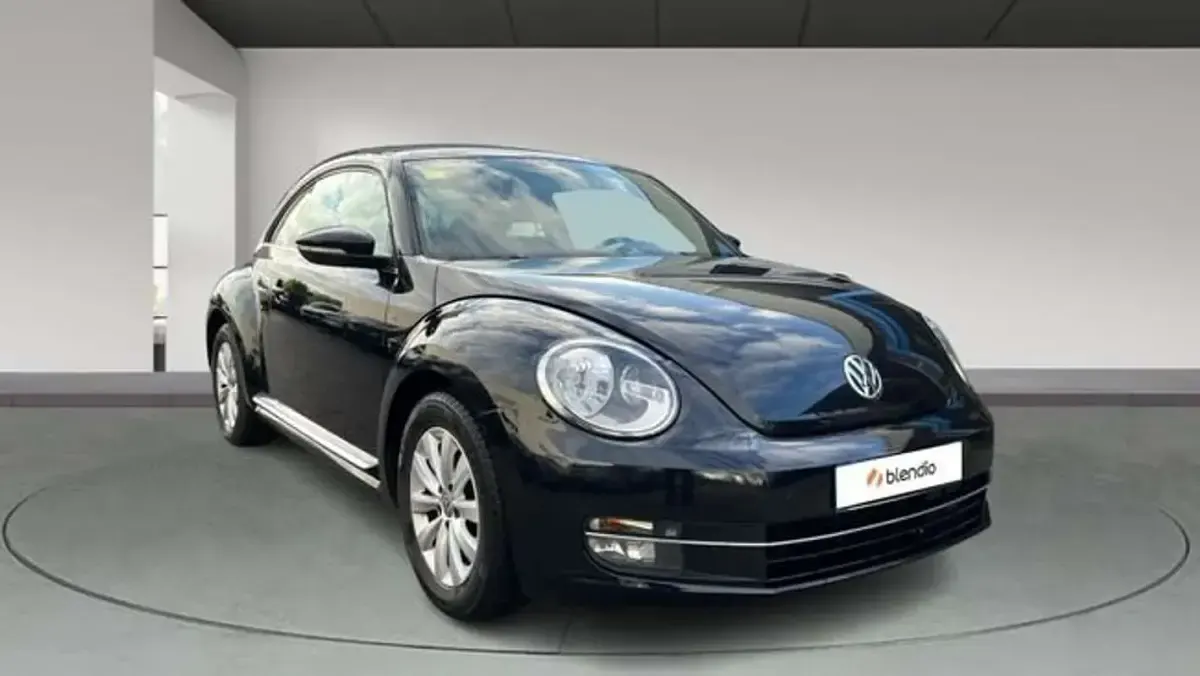 Usado VW Beetle Design 105 CV (77 kW) 2012 Negro Utilitario