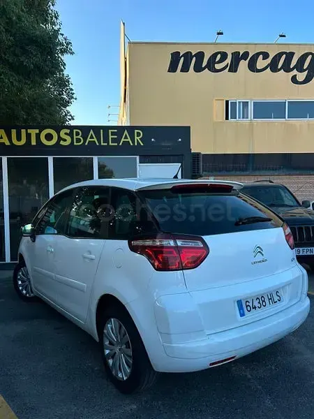 Usado Citroën Grand C4 Picasso First 120 CV (88 kW) 2012 Blanco Monovolumen