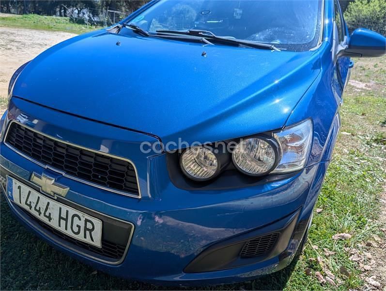 Usado Chevrolet Aveo LTZ 100 CV (73 kW) 2011 Azul Berlina