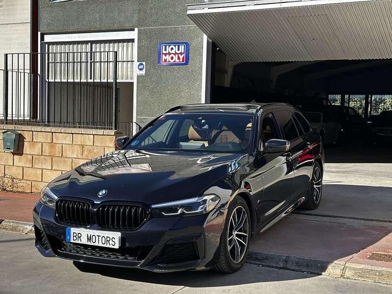 Usado 2021 BMW 520 M Sport Familiar | 31.900 € (Caro) - Imagen 1/4