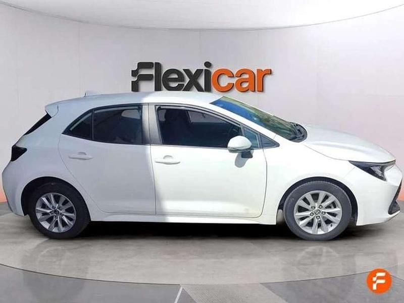 Usado Toyota Corolla Active 140 CV (102 kW) 2024 Blanco Utilitario
