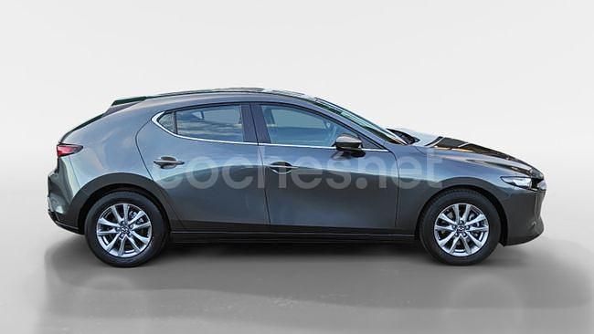 Usado Mazda 3 Prime-Line 140 CV (102 kW) 2025 Gris / plata Berlina