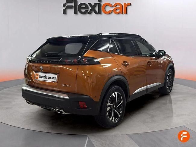 Usado Peugeot 2008 Active 130 CV (95 kW) 2020 Naranja SUV