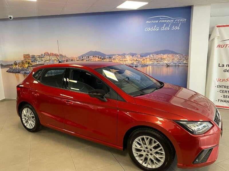 Rojo Usado 2023 Seat Ibiza FR Utilitario | 18.490 € (Precio justo) - Imagen 1/4
