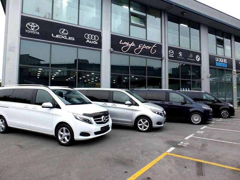 Usado Mercedes V220 163 CV (119 kW) 2019 Negro Monovolumen