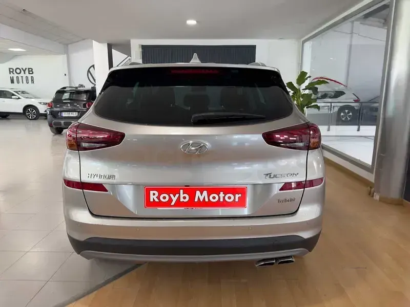 Usado Hyundai Tucson 116 CV (85 kW) 2019 Burdeos SUV