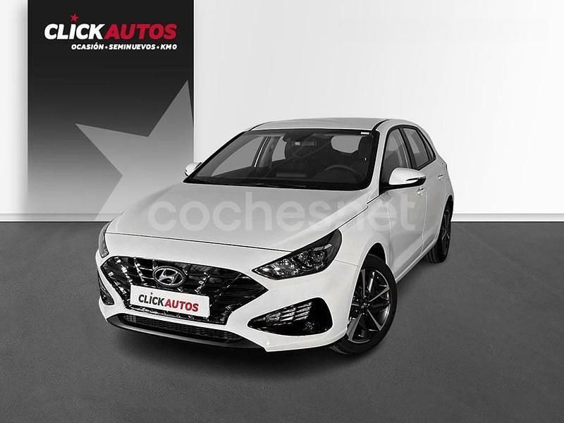 Blanco Usado 2024 Hyundai i30 Berlina | 18.900 € (Precio justo) - Imagen 1/4
