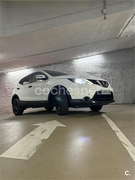 Usado Nissan Qashqai Tekna 115 CV (84 kW) 2014 Blanco SUV