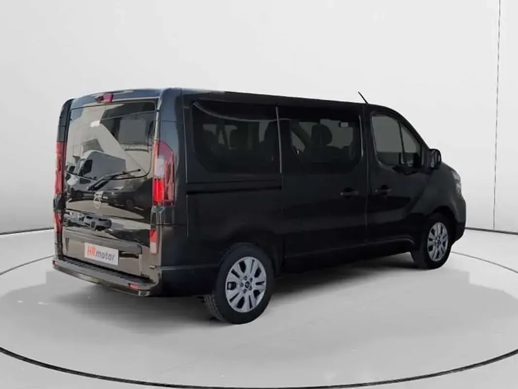 Usado Nissan Primastar Acenta 150 CV (110 kW) 2025 Negro Monovolumen