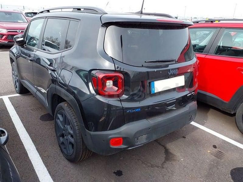 Usado Jeep Renegade Trailhawk 240 CV (176 kW) 2022 Gris / plata SUV