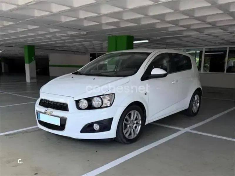 Usado Chevrolet Aveo LTZ 95 CV (69 kW) 2012 Blanco Berlina
