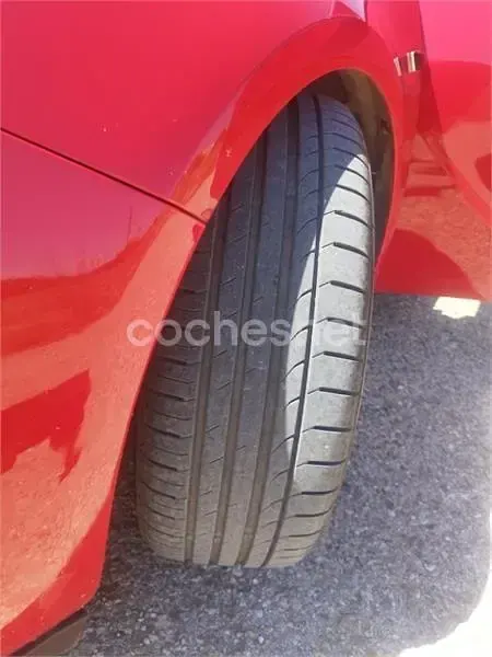 Usado Opel Astra GTC Sportive 165 CV (121 kW) 2012 Rojo Berlina