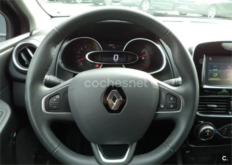 Usado Renault Clio IV Zen 90 CV (66 kW) 2017 Negro Berlina