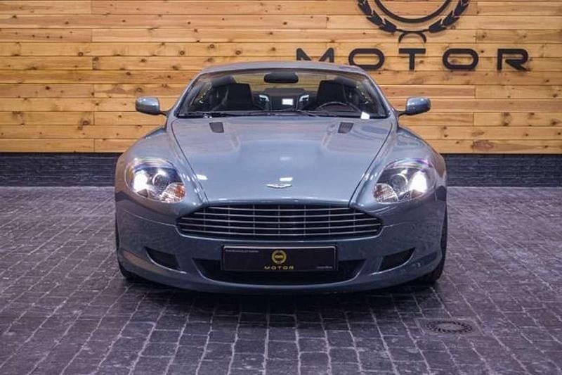 Usado Aston Martin DB9 476 CV (350 kW) 2009 Gris / plata Coupe