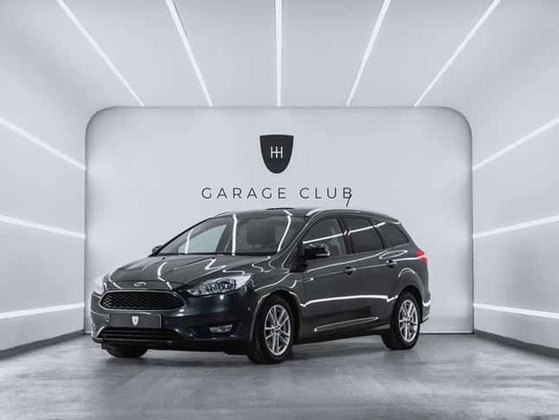 Gris Usado 2017 Ford Focus Business Edition Utilitario | 7799 € (Super precio) - Imagen 1/4