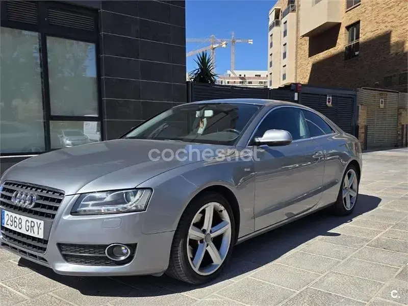 Usado Audi A5 170 CV (125 kW) 2009 Gris / plata Coupe