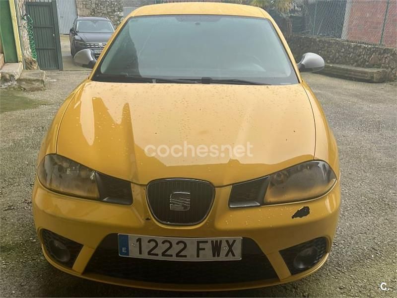 Begagnad Seat Ibiza FR 130 HK (95 kW) 2008 Gul Sedan