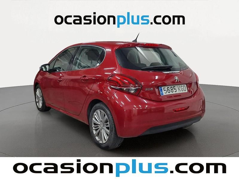 Usado Peugeot 208 Allure 100 CV (73 kW) 2017 Rojo Utilitario