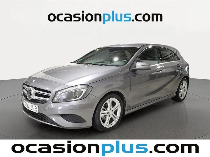 Gris Usado 2015 Mercedes A200 Urban Utilitario | 16.250 € (Precio justo) - Imagen 1/4