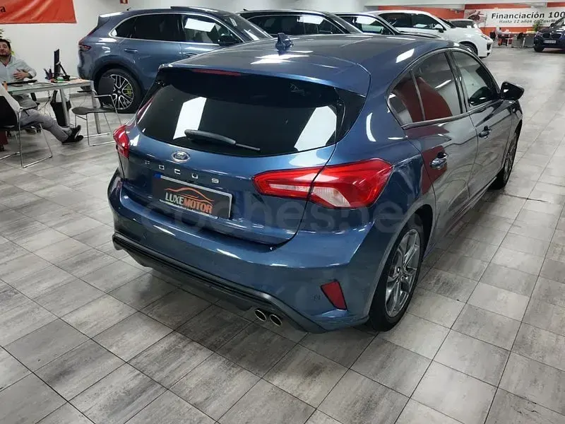Usado Ford Focus ST-Line 125 CV (91 kW) 2019 Azul Berlina
