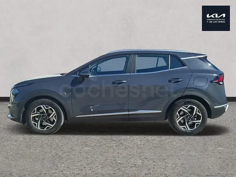 Usado Kia Sportage 150 CV (110 kW) 2022 Gris / plata SUV